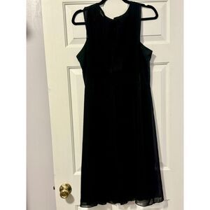 Ann Taylor Elegant Black Sleeveless‎ Cocktail Dress Size 10 Evening Formal Wear
